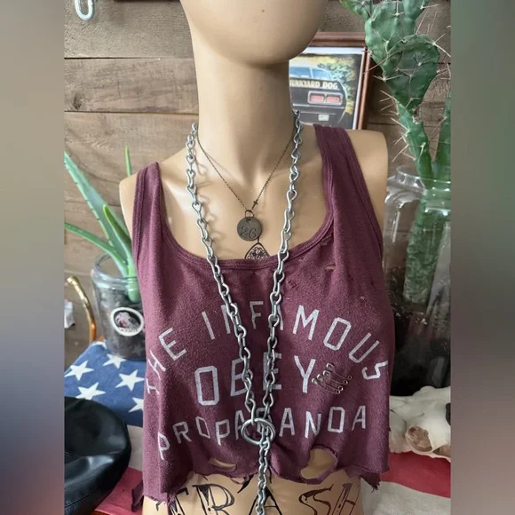 NUMBERED SAINT: 26 - Picture 2 of 4